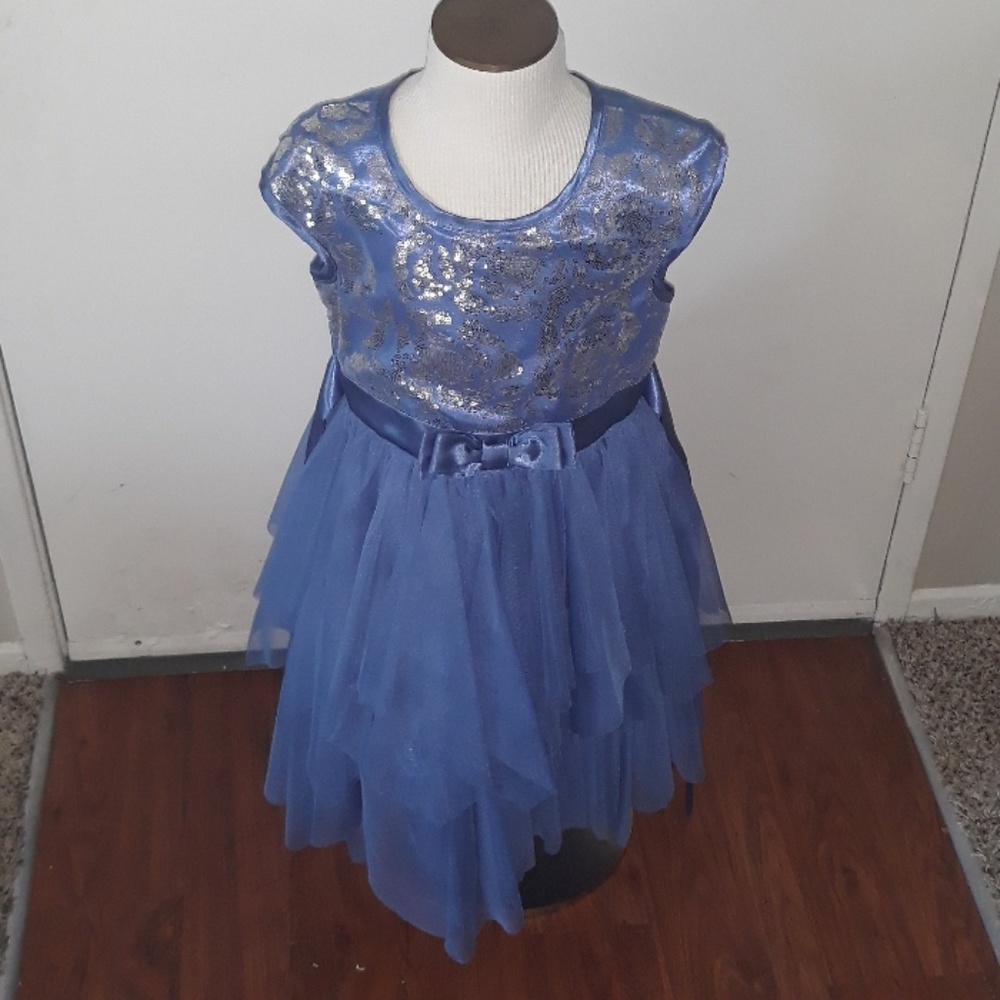 Sparkling girls dress